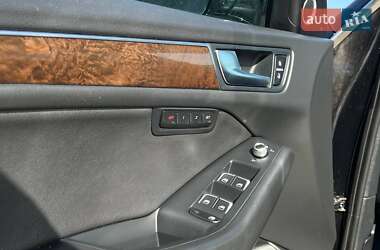 Позашляховик / Кросовер Audi Q5 2015 в 