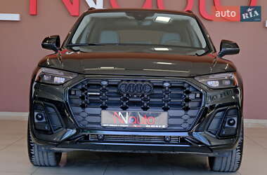 Внедорожник / Кроссовер Audi Q5 2022 в 