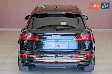 Внедорожник / Кроссовер Audi Q5 2022 в 