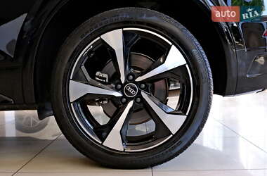Внедорожник / Кроссовер Audi Q5 2022 в 