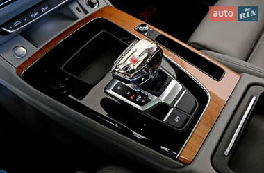 Внедорожник / Кроссовер Audi Q5 2022 в 