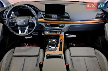 Внедорожник / Кроссовер Audi Q5 2022 в 