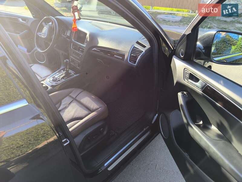 Внедорожник / Кроссовер Audi Q5 2012 в Одессе
