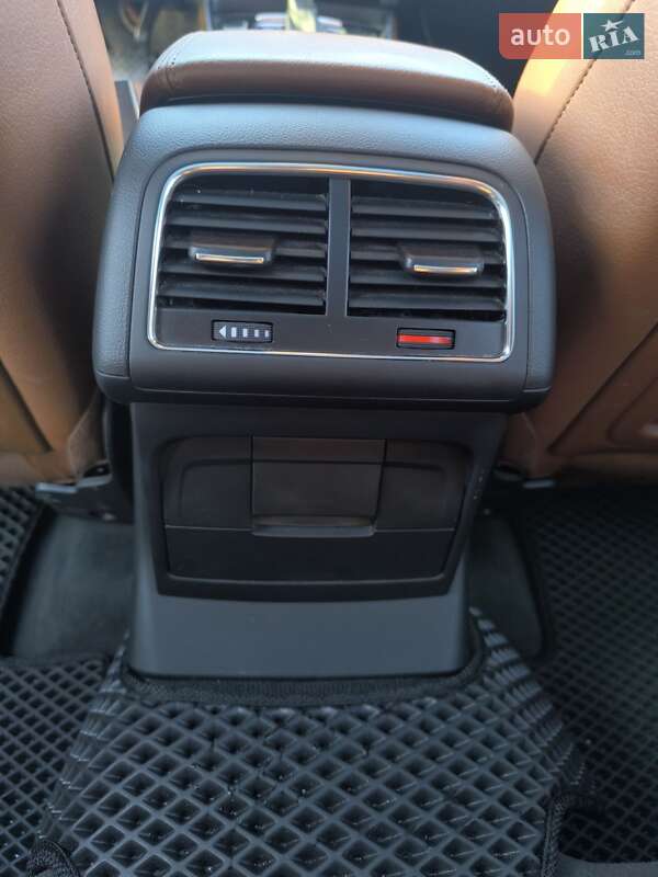 Внедорожник / Кроссовер Audi Q5 2012 в Одессе