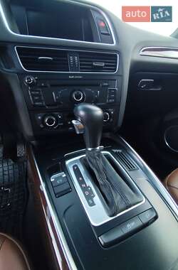 Внедорожник / Кроссовер Audi Q5 2012 в 