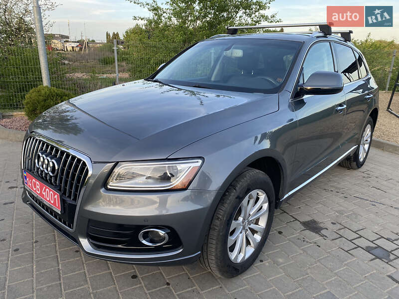 Внедорожник / Кроссовер Audi Q5 2015 в Самборе