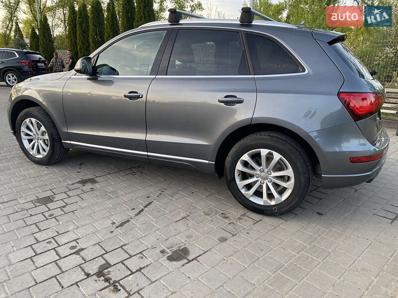 Внедорожник / Кроссовер Audi Q5 2015 в Самборе