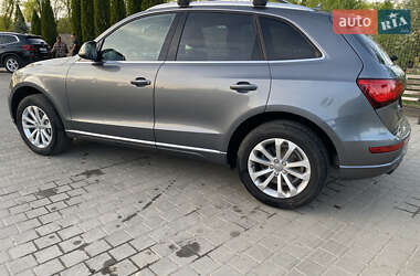 Внедорожник / Кроссовер Audi Q5 2015 в 