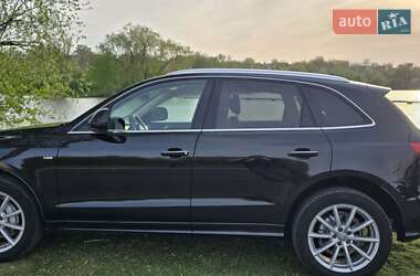 Позашляховик / Кросовер Audi Q5 2015 в 
