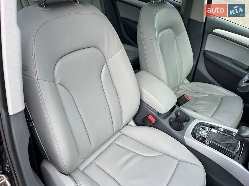 Внедорожник / Кроссовер Audi Q5 2015 в Киеве