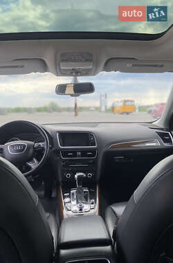 Внедорожник / Кроссовер Audi Q5 2015 в 