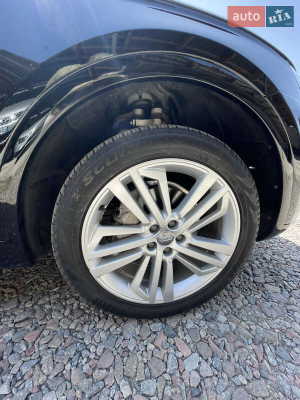 Внедорожник / Кроссовер Audi Q5 2018 в Киеве фото 3 Внедорожник / Кроссовер Audi Q5 2018 в Киеве