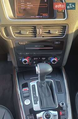 Внедорожник / Кроссовер Audi Q5 2012 в 