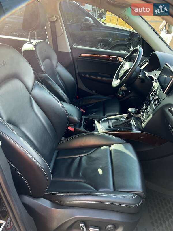 Внедорожник / Кроссовер Audi Q5 2011 в Львове
