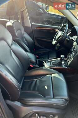 Внедорожник / Кроссовер Audi Q5 2011 в 