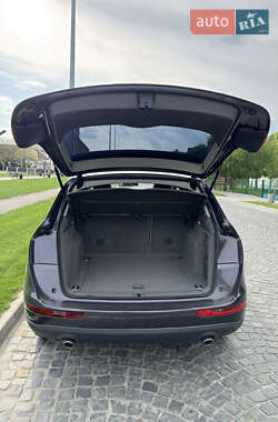 Внедорожник / Кроссовер Audi Q5 2010 в 