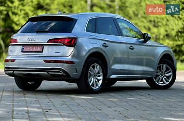 Внедорожник / Кроссовер Audi Q5 2021 в 