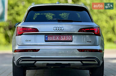 Внедорожник / Кроссовер Audi Q5 2021 в 