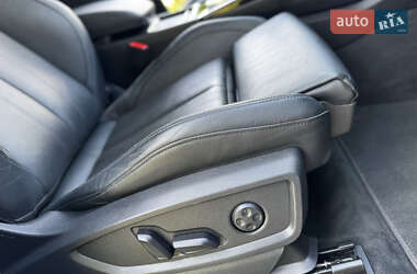 Внедорожник / Кроссовер Audi Q5 2021 в 
