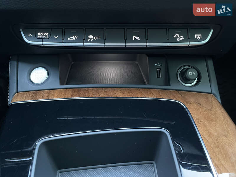 Позашляховик / Кросовер Audi Q5 2021 в Києві фото 26 Позашляховик / Кросовер Audi Q5 2021 в Києві