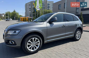 Внедорожник / Кроссовер Audi Q5 2016 в 