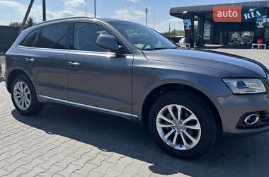Внедорожник / Кроссовер Audi Q5 2016 в 