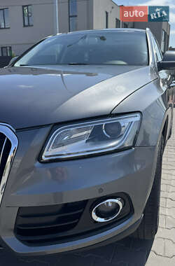Внедорожник / Кроссовер Audi Q5 2016 в 