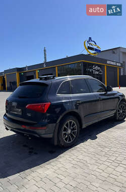 Внедорожник / Кроссовер Audi Q5 2011 в 
