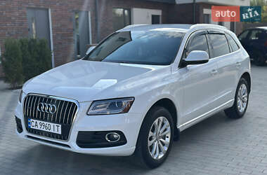 Позашляховик / Кросовер Audi Q5 2012 в 