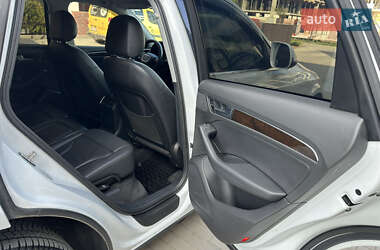Позашляховик / Кросовер Audi Q5 2012 в 