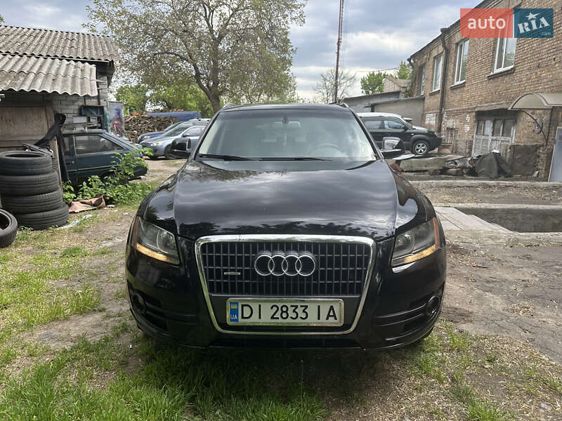 Позашляховик / Кросовер Audi Q5 2010 в 