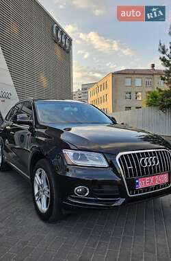 Внедорожник / Кроссовер Audi Q5 2016 в 