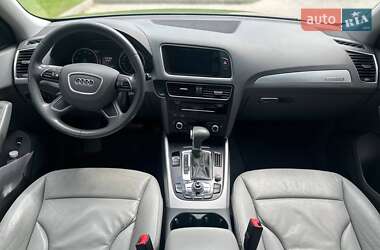 Внедорожник / Кроссовер Audi Q5 2015 в 