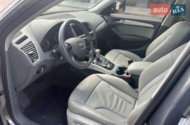 Внедорожник / Кроссовер Audi Q5 2015 в 