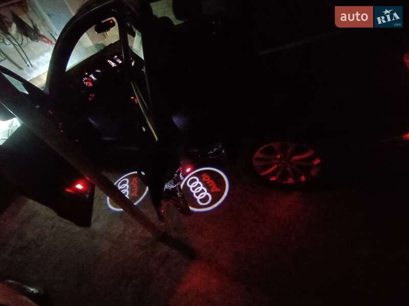 Внедорожник / Кроссовер Audi Q5 2013 в Ровно фото 7 Внедорожник / Кроссовер Audi Q5 2013 в Ровно