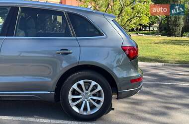 Внедорожник / Кроссовер Audi Q5 2015 в 