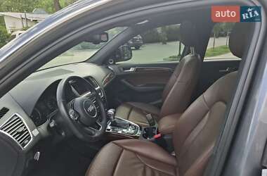 Внедорожник / Кроссовер Audi Q5 2015 в 