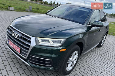 Внедорожник / Кроссовер Audi Q5 2017 в 