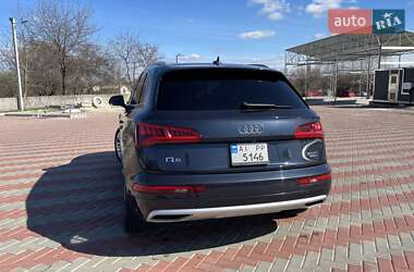 Внедорожник / Кроссовер Audi Q5 2017 в 