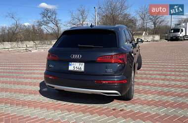 Внедорожник / Кроссовер Audi Q5 2017 в 
