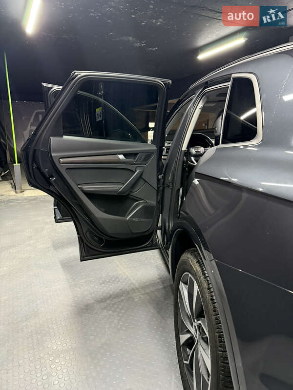 Внедорожник / Кроссовер Audi Q5 2020 в Киеве фото 14 Внедорожник / Кроссовер Audi Q5 2020 в Киеве