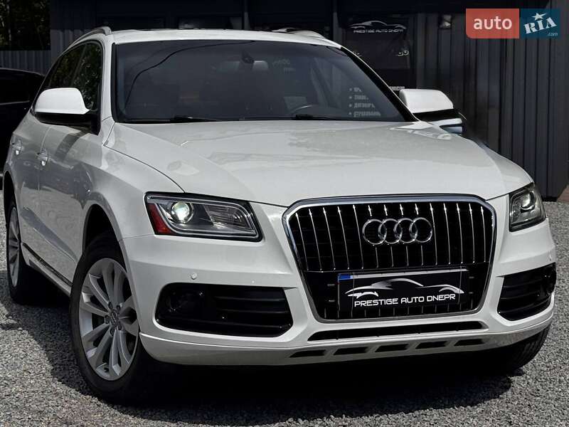 Позашляховик / Кросовер Audi Q5 2015 в Дніпрі