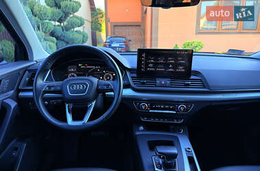 Внедорожник / Кроссовер Audi Q5 2022 в 
