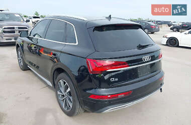 Внедорожник / Кроссовер Audi Q5 2021 в 