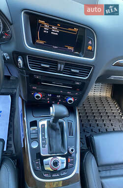 Внедорожник / Кроссовер Audi Q5 2016 в 
