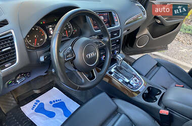 Внедорожник / Кроссовер Audi Q5 2016 в 