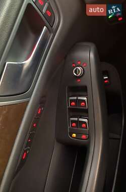 Внедорожник / Кроссовер Audi Q5 2016 в 