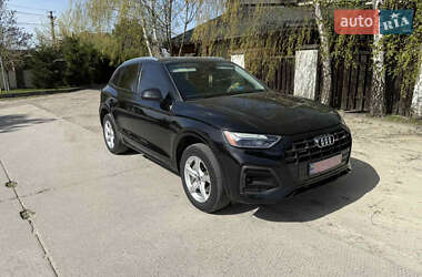 Позашляховик / Кросовер Audi Q5 2023 в 