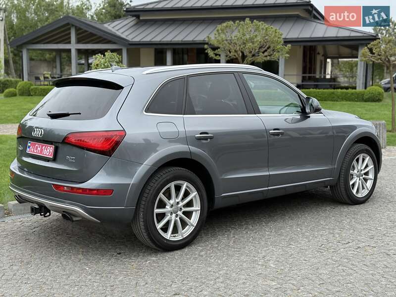 Позашляховик / Кросовер Audi Q5 2016 в Львові