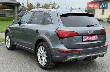 Внедорожник / Кроссовер Audi Q5 2016 в 